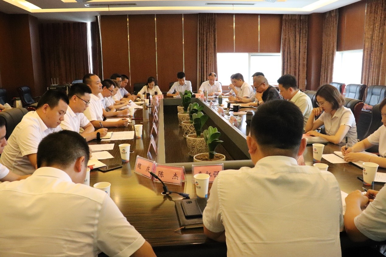 擦亮青年干部斗争底色   共创腾博汇游戏官方网站运业绚烂佳绩	