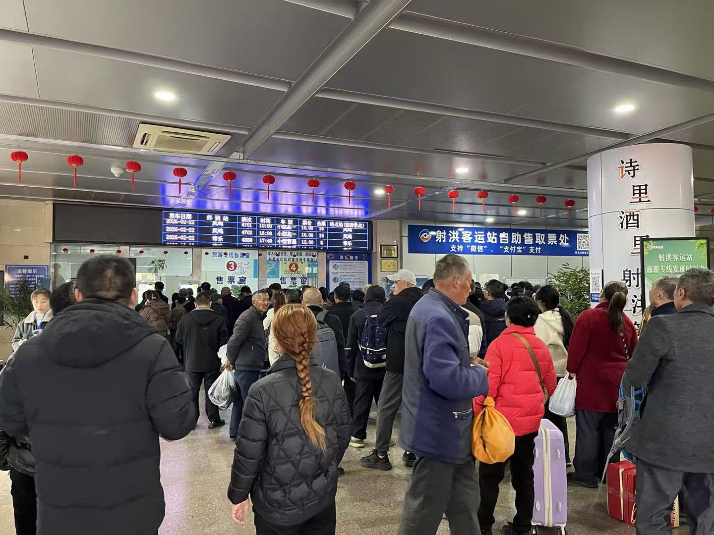 每一公里归途，，，，，，都有他们的坚守